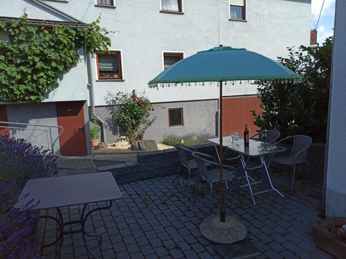 באכאראך Romantische Ferienwohnung Rheingold 50 Qm Fuer 2 Bis 4 P מראה חיצוני תמונה